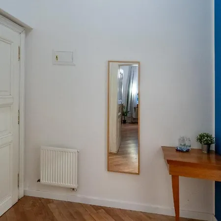 Nux Old Town Square Masna Apartamento *