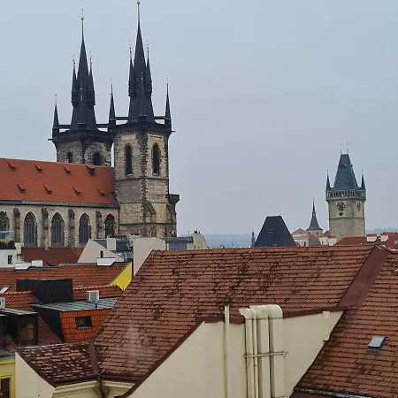 Nux Old Town Square Masna * Прага